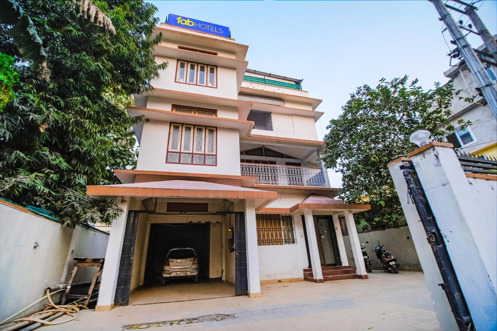 Hotel Fabexpress Anurag Residency Guwahati Zewnętrze zdjęcie